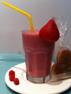 Kokos-Ananas-Hindbærsmoothie